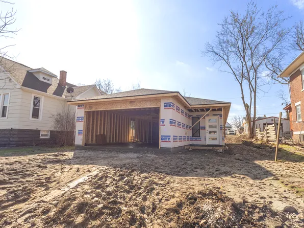 812 W Reed St, Moberly, MO 65270