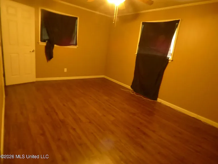 265 W Pine St — Photo 9