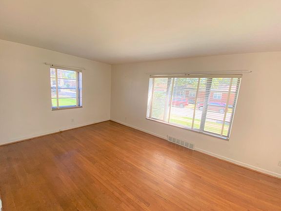 4th image of 6925 Clifton Ave