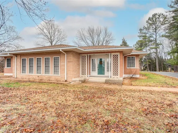 7 Pioneer Ln, Red Bud, IL 62278