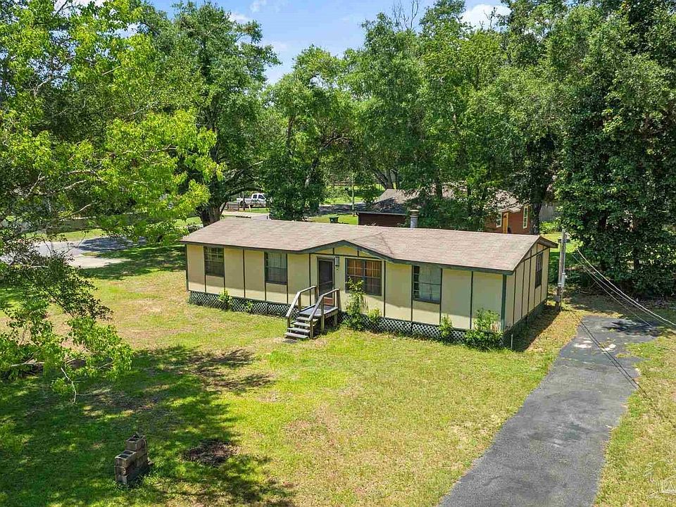 1st image of 2046 N Roberts Cir