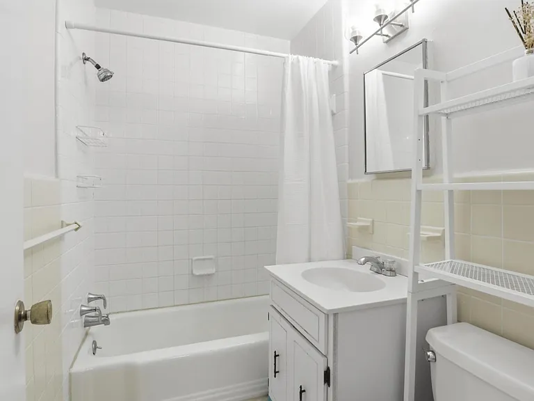 10618 Kenilworth Ave #203 — Photo 11