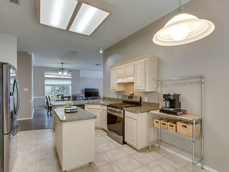 9005 Tyne Trl — Photo 11