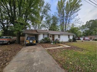 704 W Lucas St, Clarksville, AR 72830
