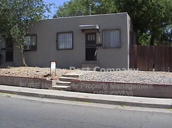 2716 Garfield Ave SE, Albuquerque, NM 87106