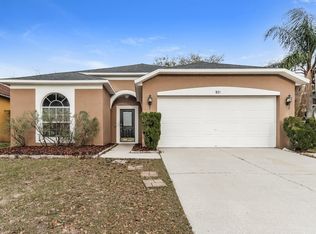 921 Grand Canyon Dr, Valrico, FL 33594