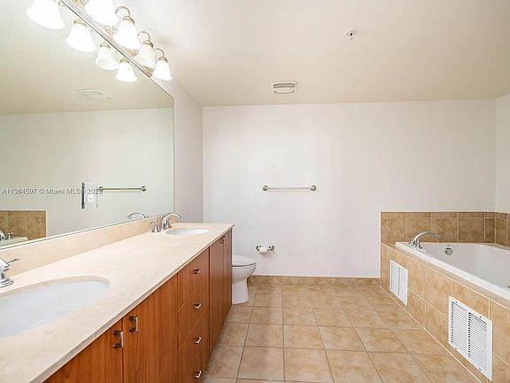 5th image of 888 S Douglas Rd APT 605