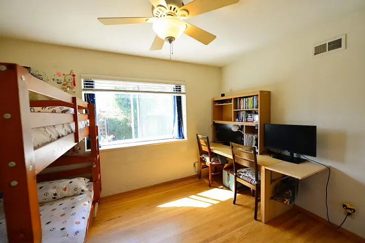 955 Sheila Ct — Photo 11