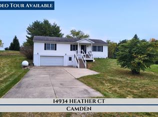 14934 Heather Ct, Camden, MI 49232
