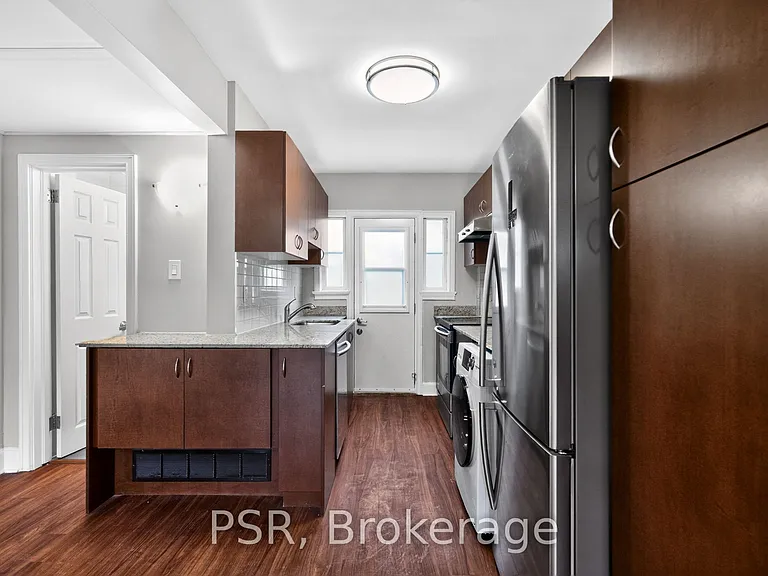 1365 Bayview Ave #U12 — Photo 13