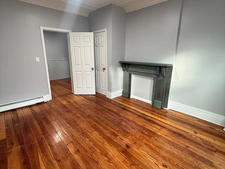22 Benkard Ave. — Photo 2