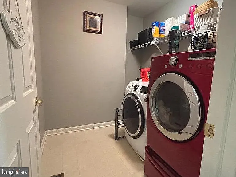 233 Tall Pines Dr — Photo 15