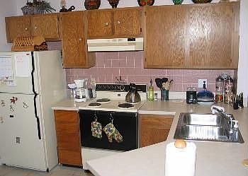 2nd image of 2598 Malibu Cir