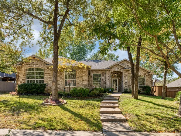 716 Red Oak Smt, Crowley, TX 76036