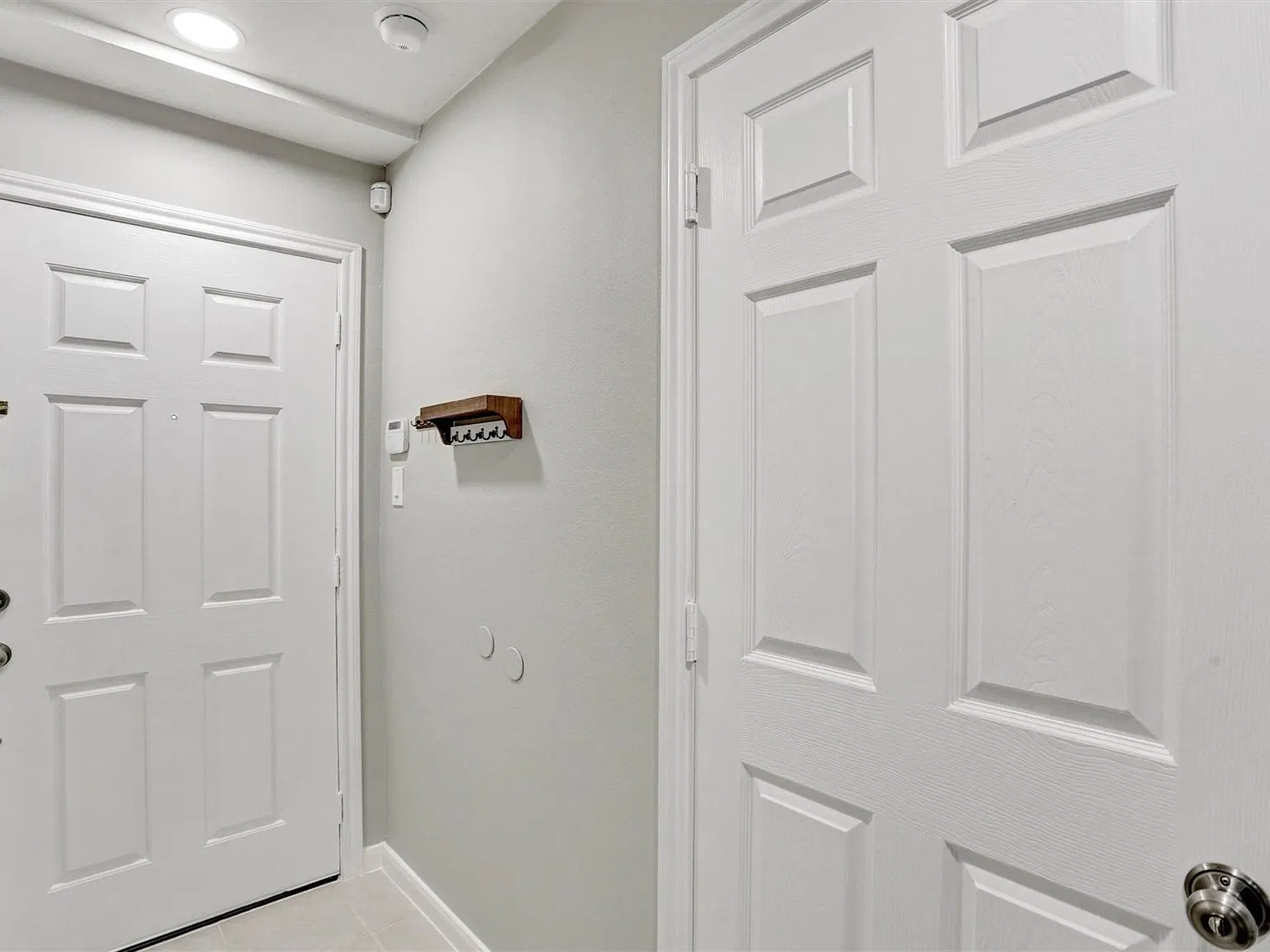 2 bed, 1.5 bath, 1277 sqft, $1,995 — Photo 4