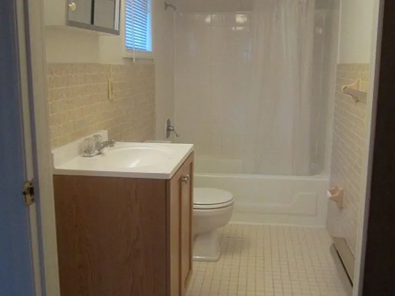 205 Comstock Avenue — Photo 13