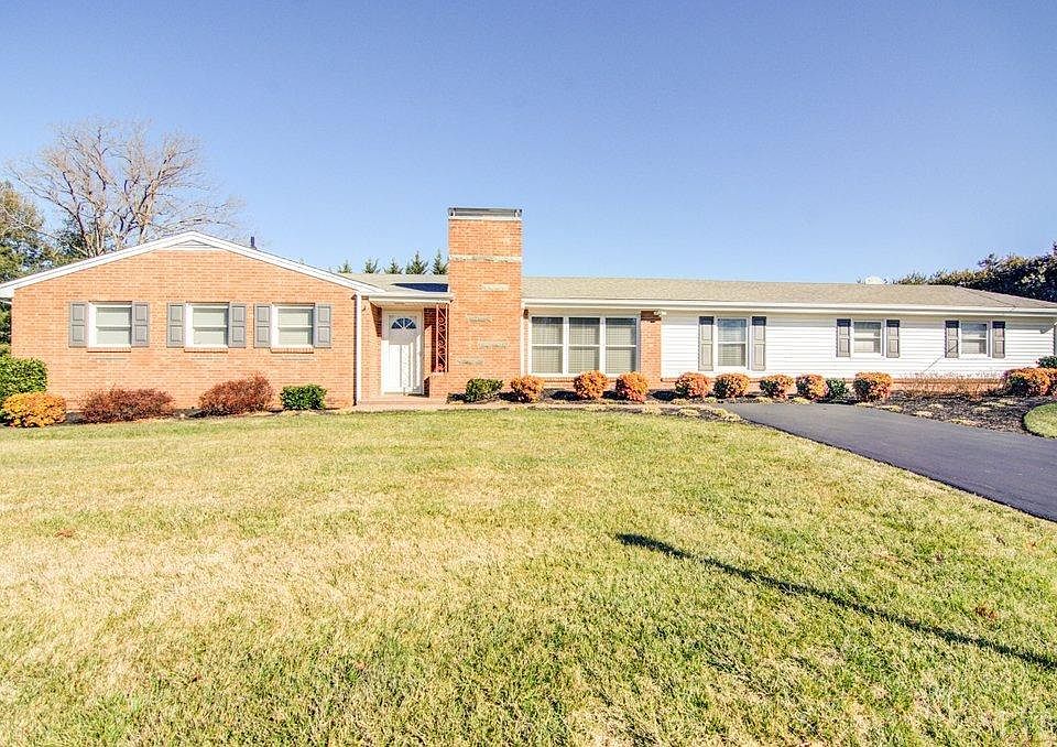 1st image of 71 Silver Springs Dr