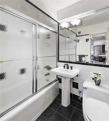 Sold by R New York | media 15