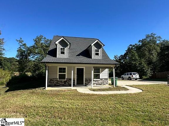 2nd image of 106 Gate Ct