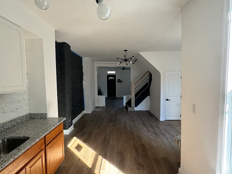 724 N Hilton St — Photo 34