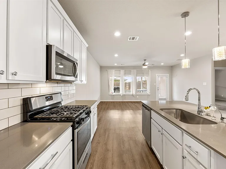 7514 Sonora Star Ln — Photo 13