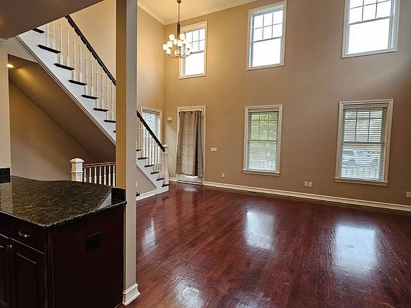 4th image of 29012 Ruskin Pl #23