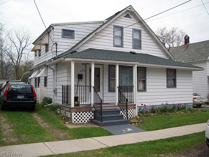 1st image of 420 S Sycamore St