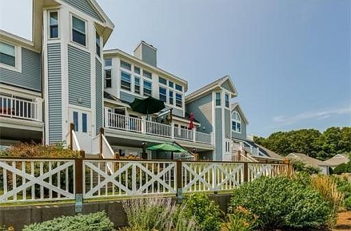 1st image of 18 Sea Cliff Dr