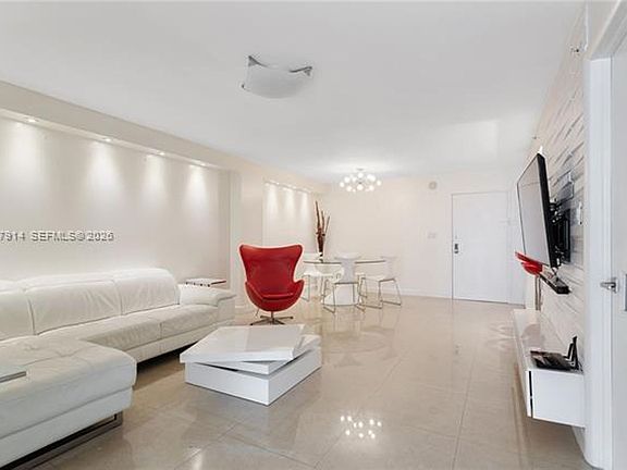 2nd image of 2401 Collins Ave #Cu-1110