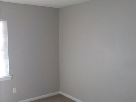 5th image of 4064 Hitchcock Dr