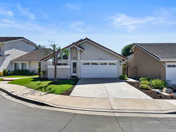 26 Lucero E, Irvine, CA 92620