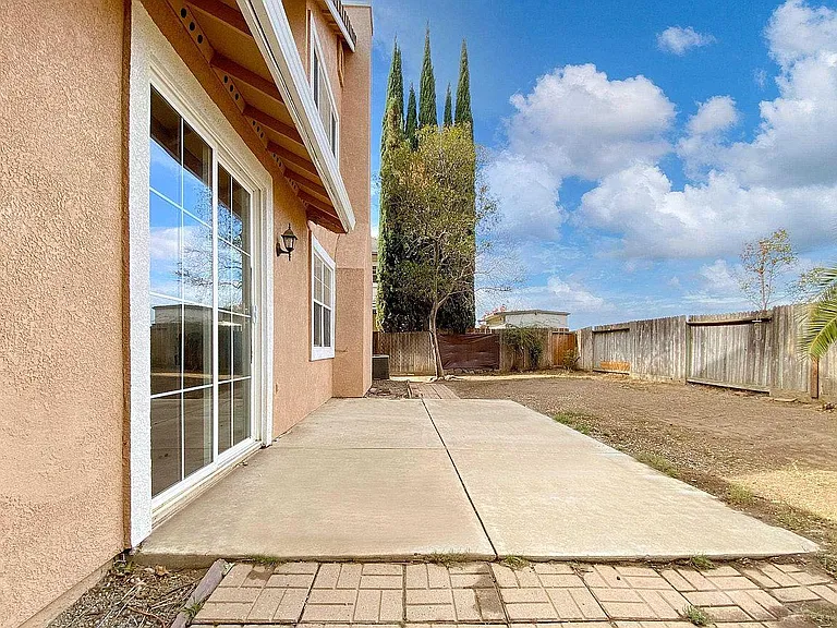 595 Birchwood Rd — Photo 35