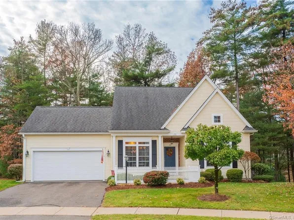 100 Wyndemere Lane #100, Windsor, CT 06095