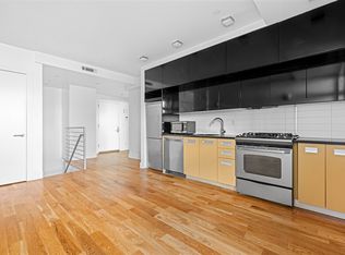 105 Grand Ave, Brooklyn, NY 11205