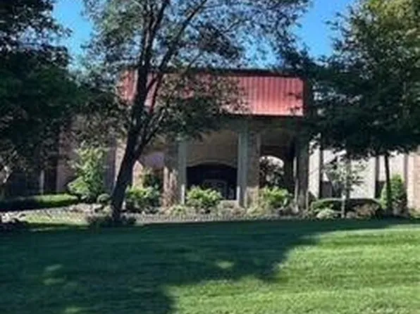 5800 Coach Gate Wynde APT 295, Windy Hills, KY 40207