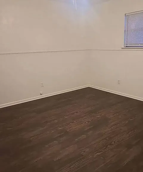 901 S Harley Dr — Photo 2