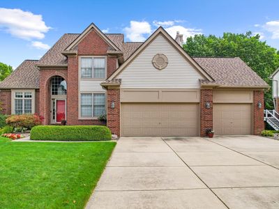 2027 Medina Dr, Wixom, MI, 48393