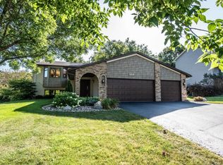 3956 Denmark Ave, Eagan, MN 55123