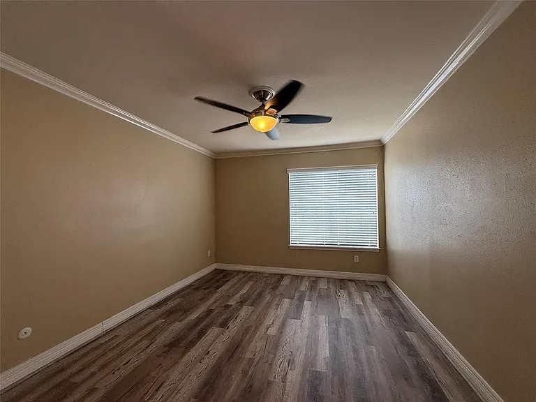 2250 Bering Dr #39 — Photo 17
