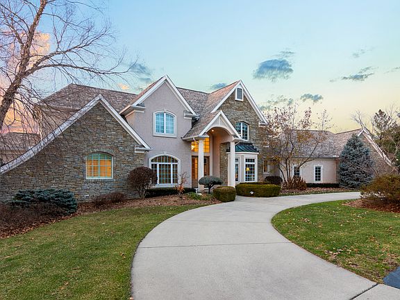 3rd image of 7366 Tamarron Pl