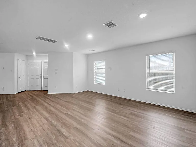 1714 Campos Ct — Photo 5