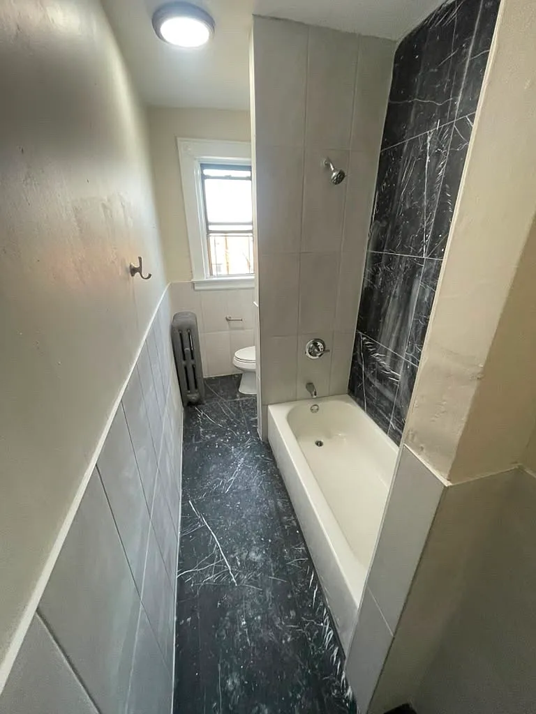 3 bed, $2,095 — Photo 2
