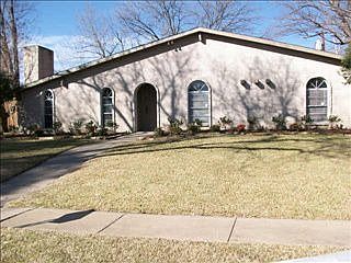 1st image of 6733 Hillbriar Dr