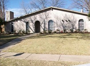 6733 Hillbriar Dr, Dallas, TX 75248