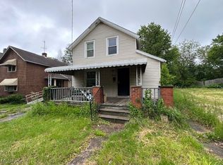 9613 Saint Catherine Ave, Cleveland, OH 44104