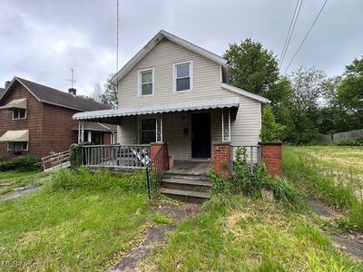 9613 Saint Catherine Ave, Cleveland, OH, 44104