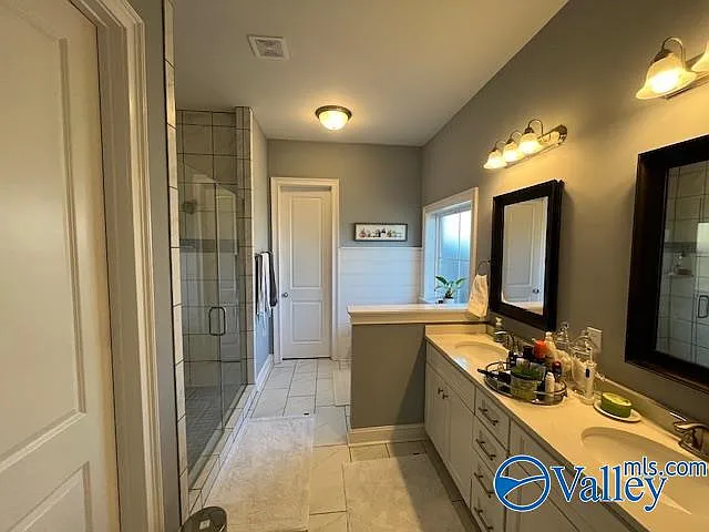 101 Willow Lake Cir SW — Photo 13