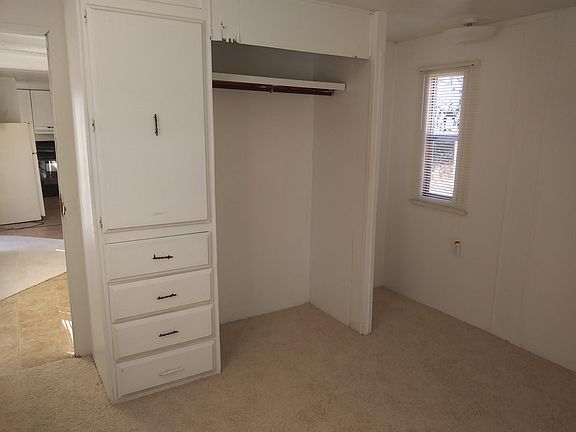 5th image of 105 Starling Dr