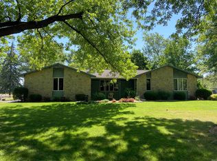 711 Elm Dr, Bluffton, IN 46714