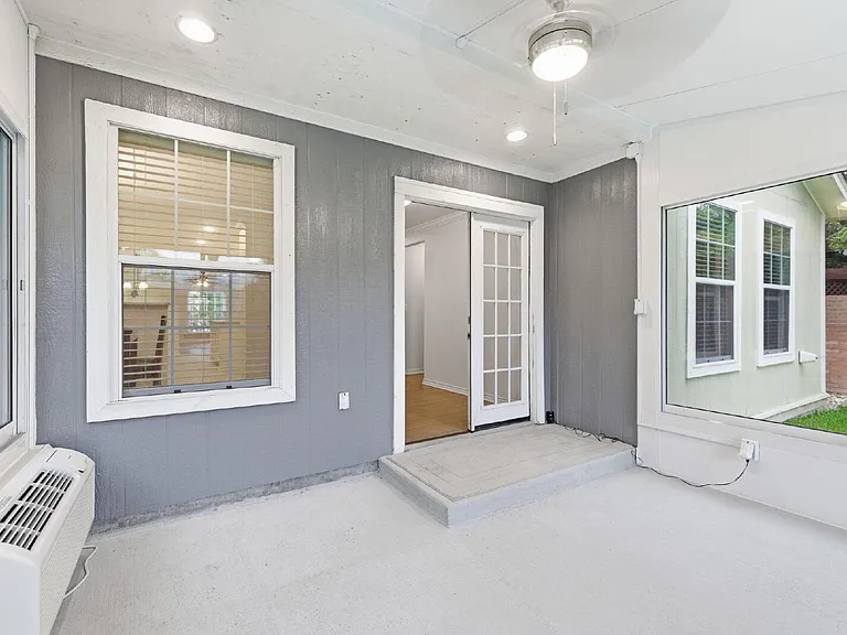2725 Ryan Place Dr — Photo 28